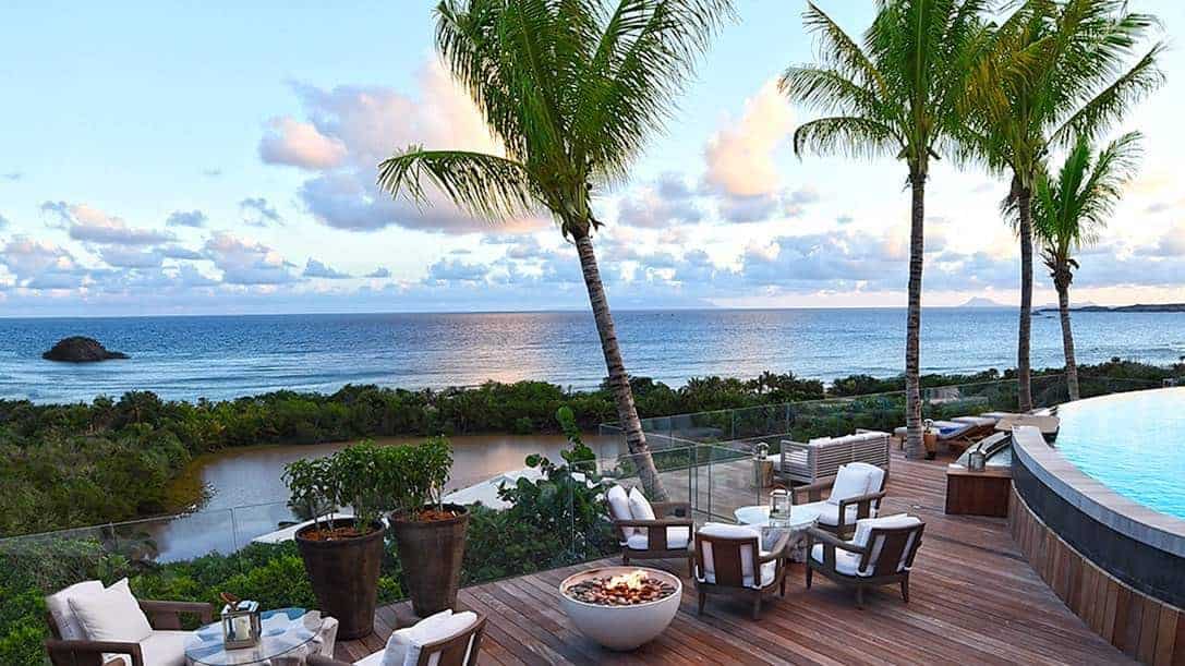 Fire pit hotel le toiny
