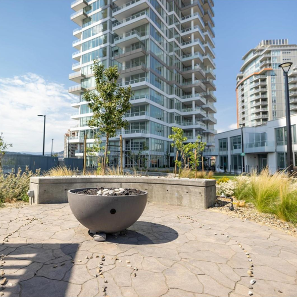 One Water Street -HEMI 36 firepit in Cinder - Kelowna BC - Patio - Foreground - unlit