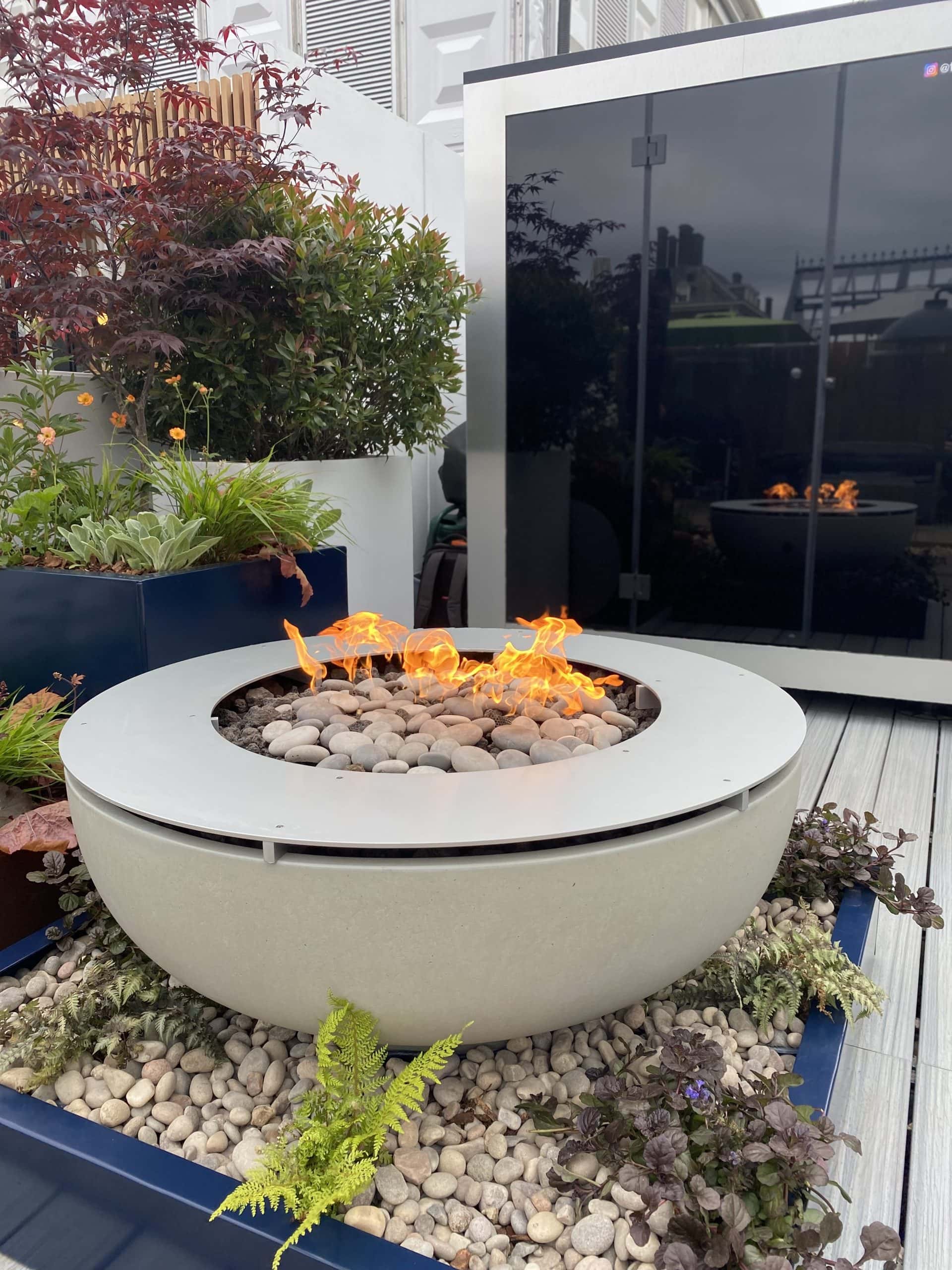 Luna fire pit