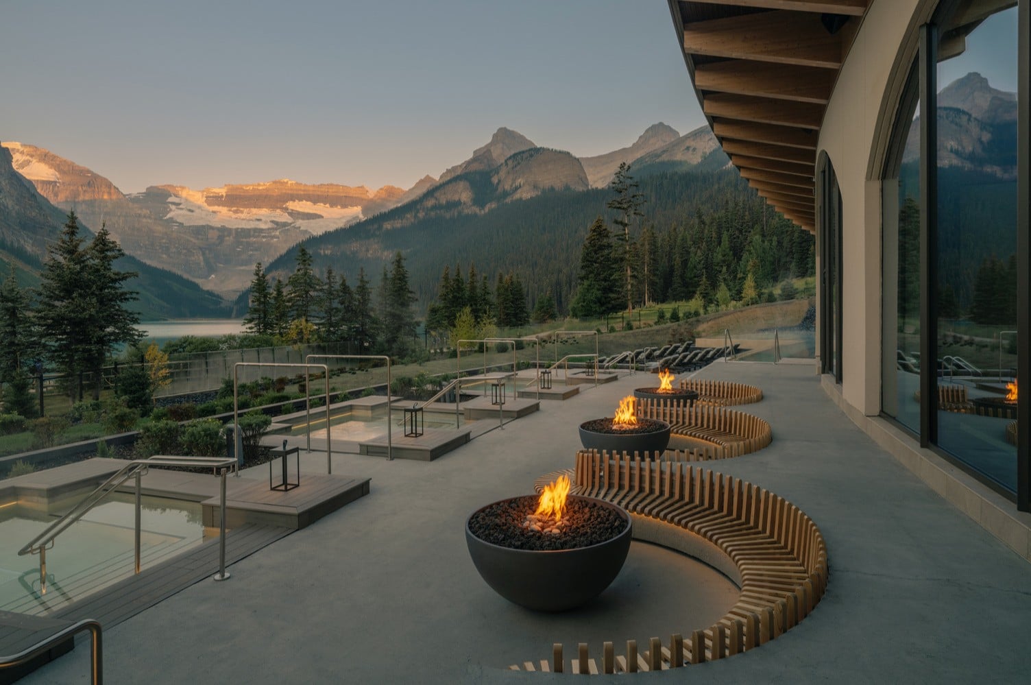 Why Architects & Designers Choose Concrete Fire Features for Luxury Hotel and Resort Projects