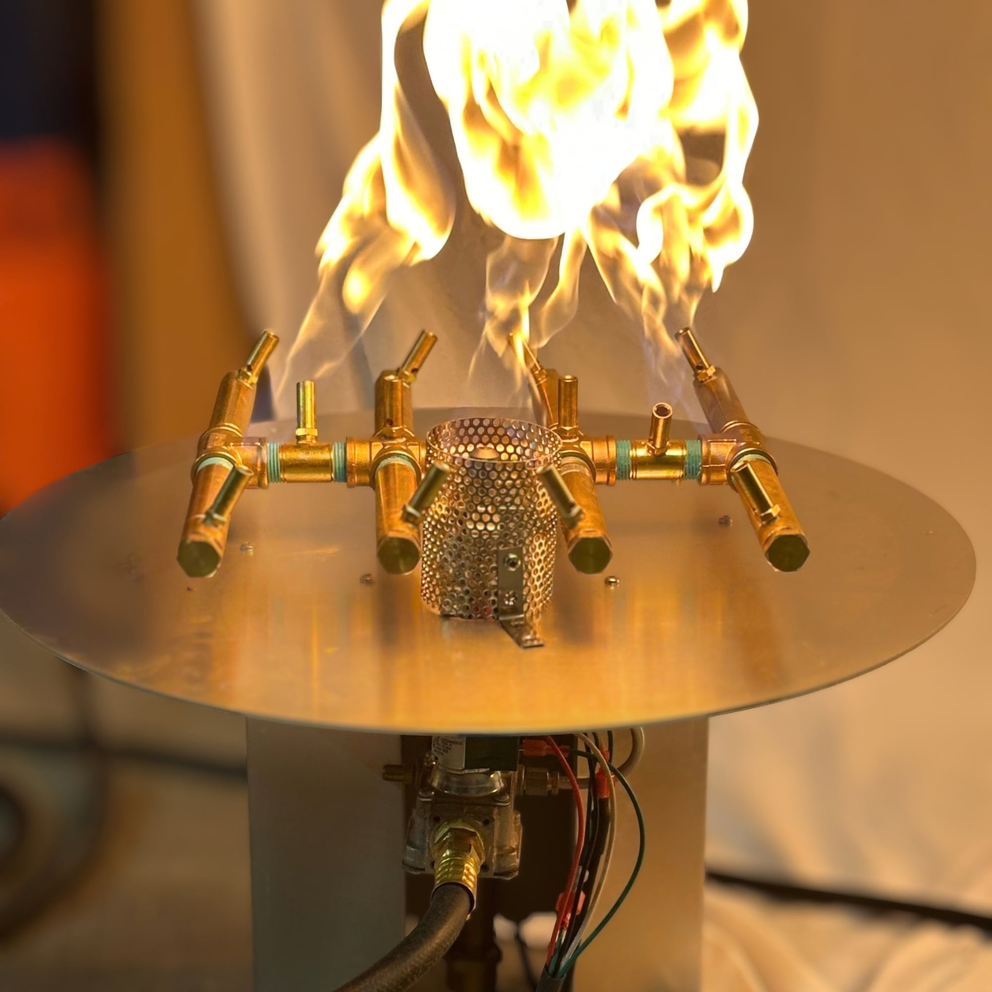 Solus 9 nozzle burner at 90,000 BTUs for a smaller rectangular or linear fire pit